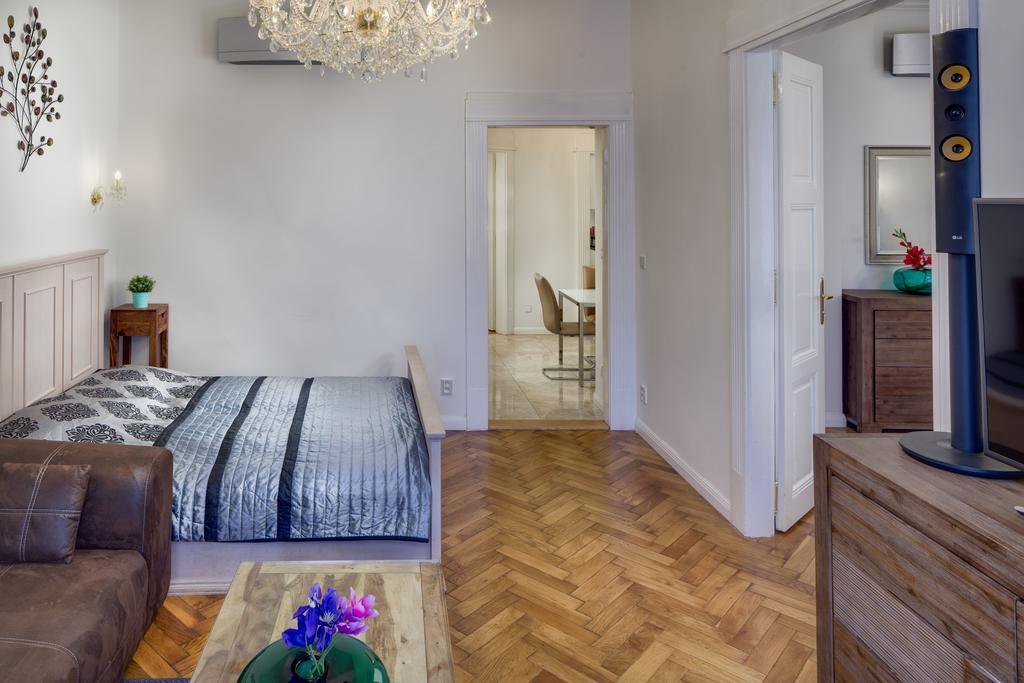 פראג Dusni - Old Town Apartment מראה חיצוני תמונה